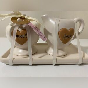 Rae Dunn Cream and Sugar Set